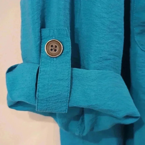 Beverly Drive Button Up Tunic Top size 1X - Picture 4 of 10